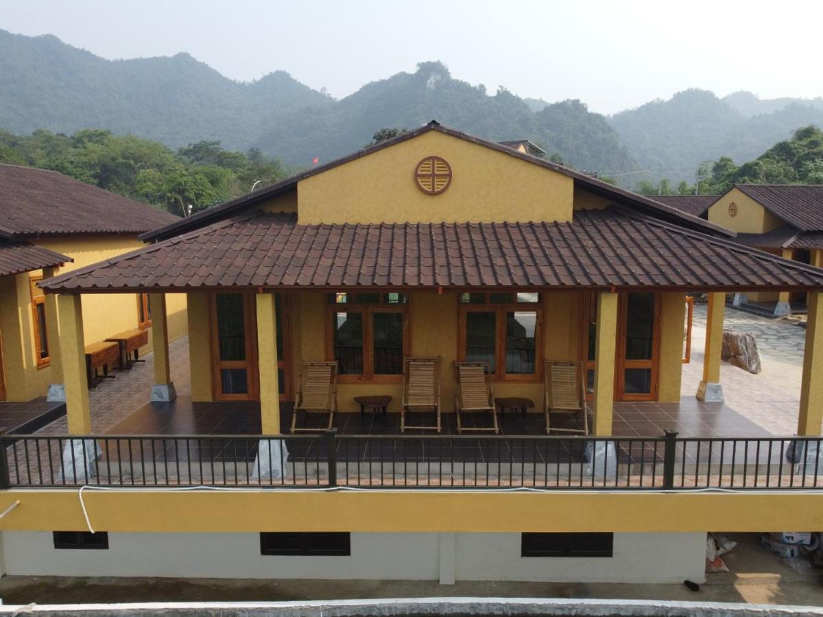 Sky Bay Lodge Ha Giang Buitenkant foto