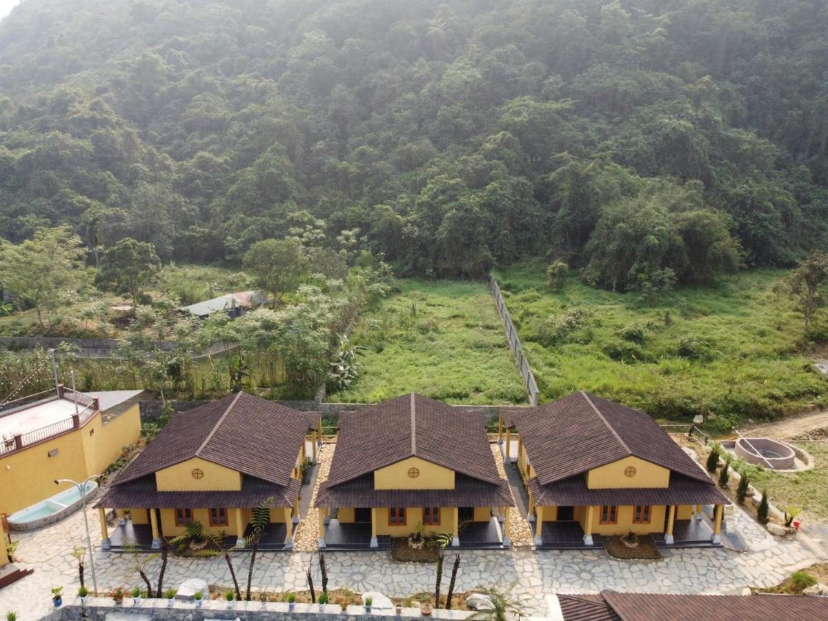 Sky Bay Lodge Ha Giang Buitenkant foto
