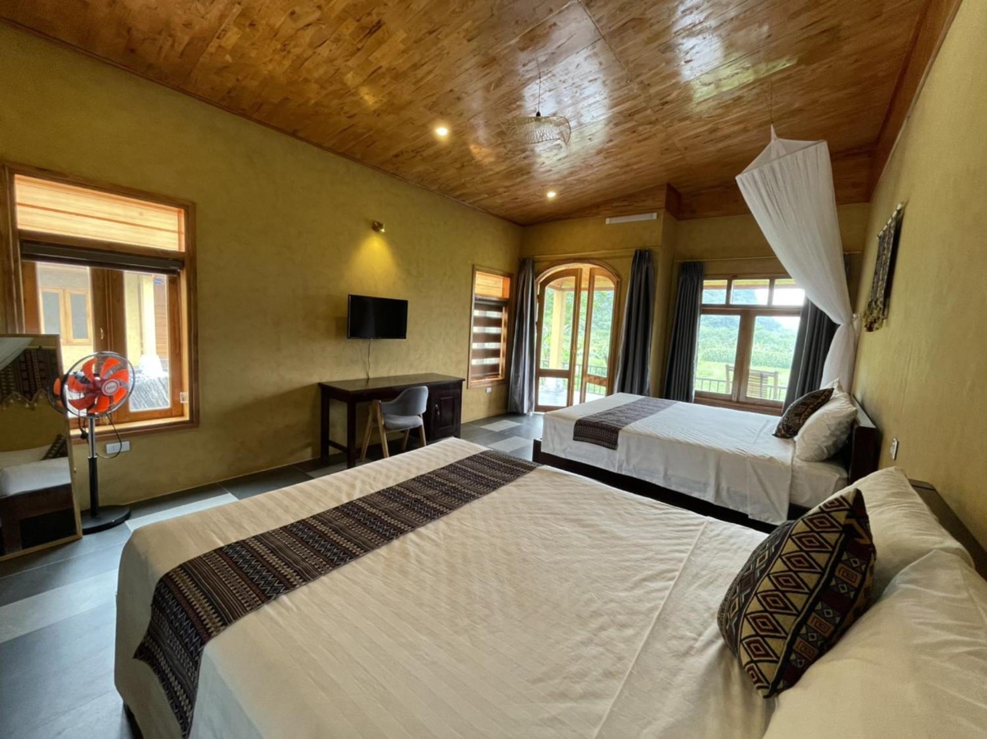 Sky Bay Lodge Ha Giang Buitenkant foto