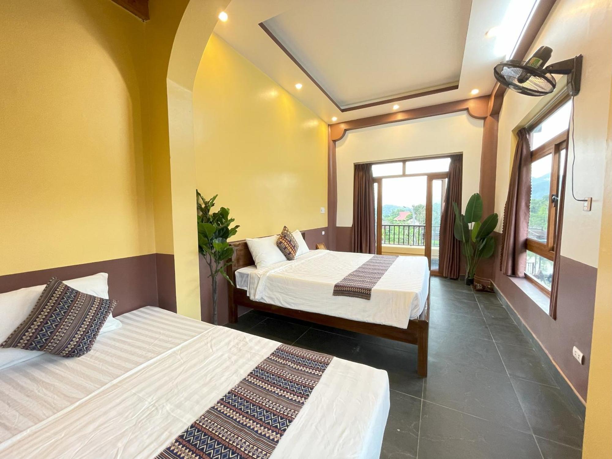 Sky Bay Lodge Ha Giang Buitenkant foto